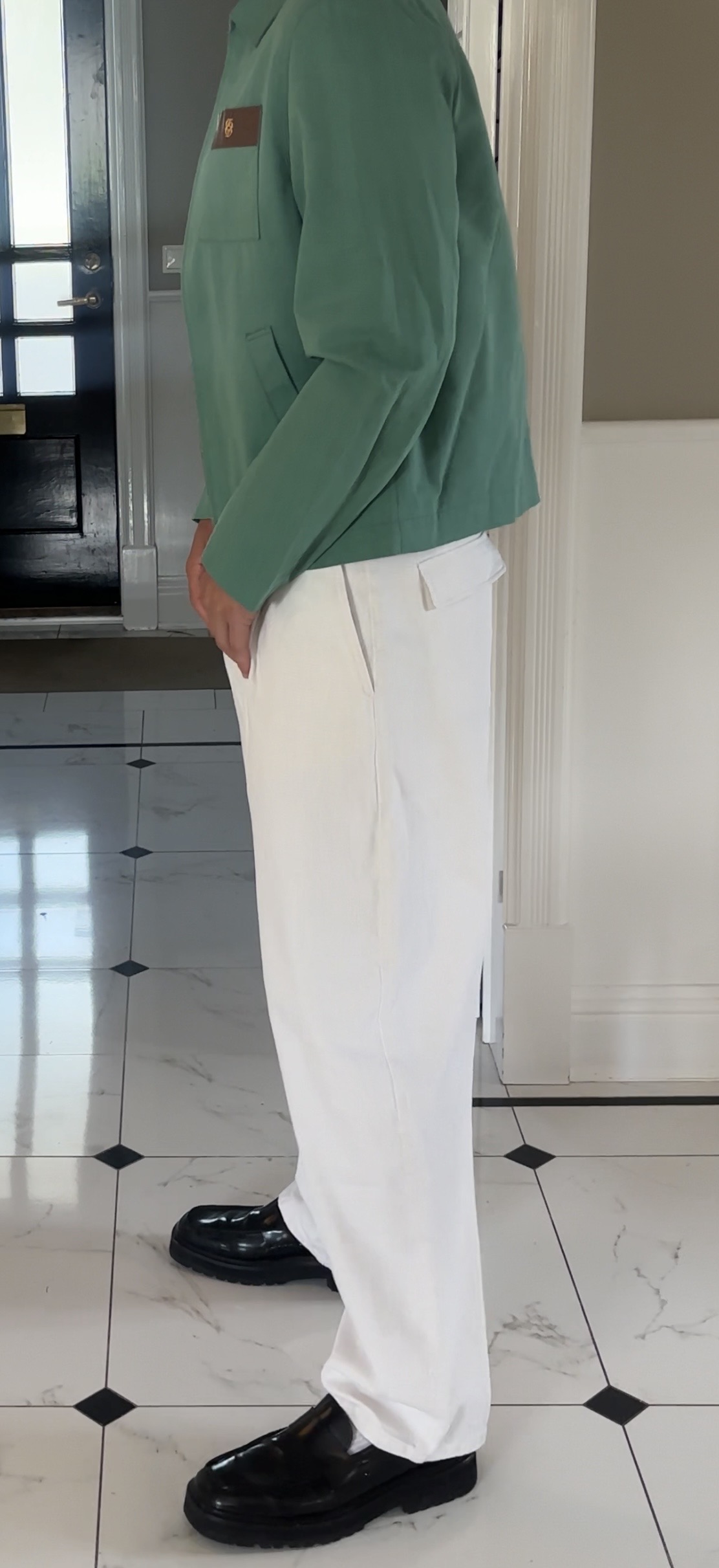 Outfit sett saman af Alexander Sindrason